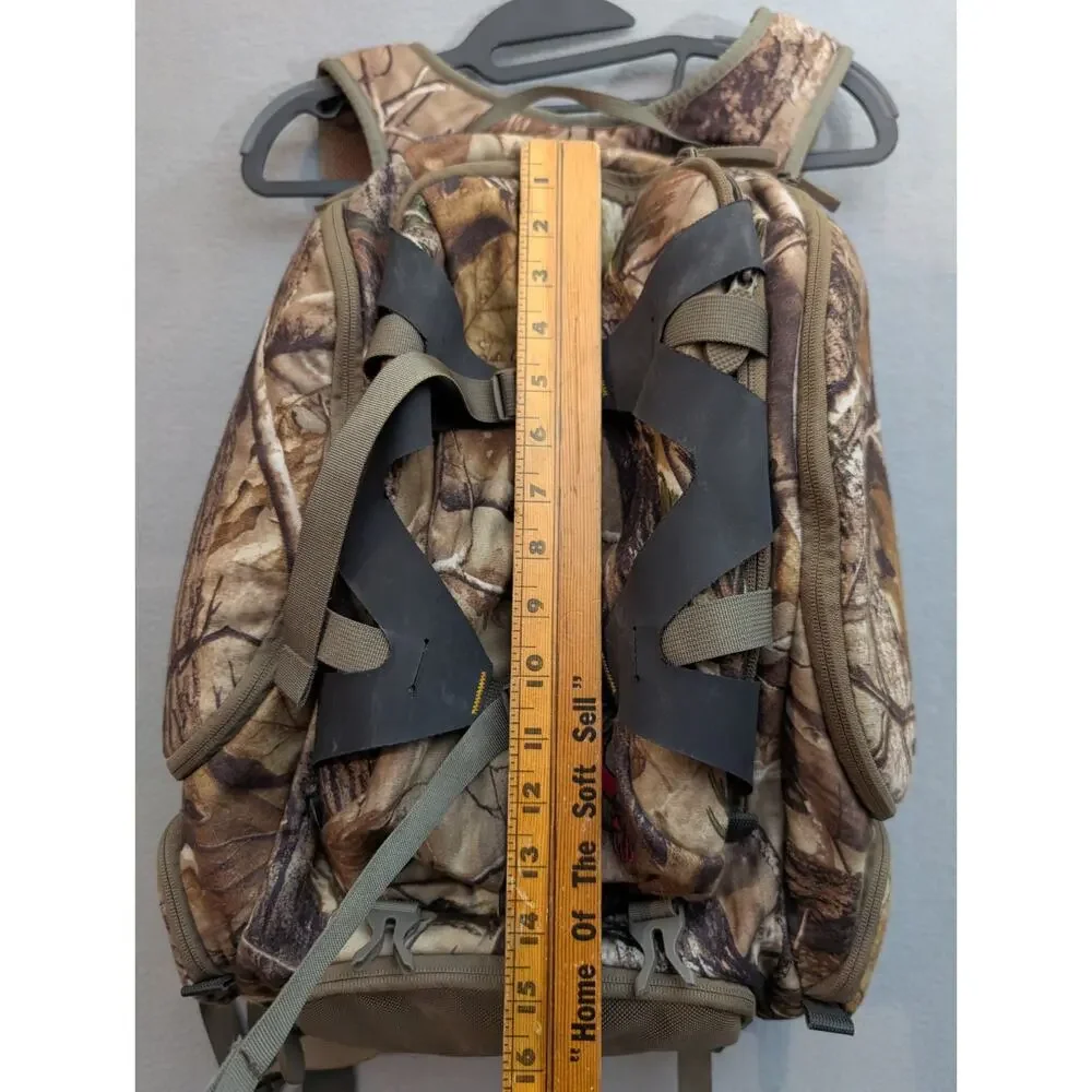 BADLANDS Camouflage Ultra Day Hunting Backpack, Bow Hunting Pack